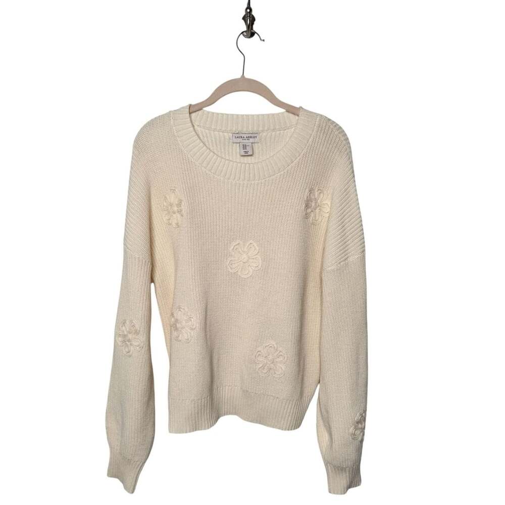 Laura Ashley Sweater Size XL Cream White Knit 3D Flower Embroidered